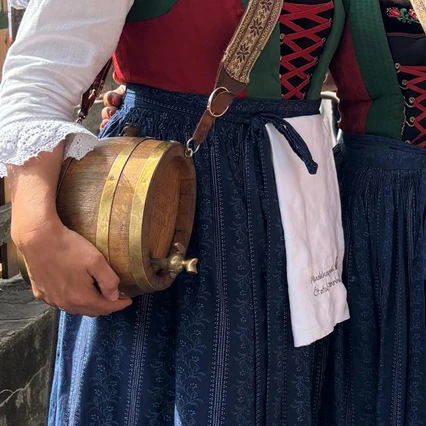 Wir suchen Marketenderinnen